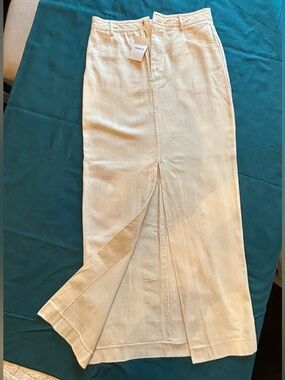 Forever 21 Cherry Mellow Cream Maxi Skirt with Front Slit